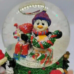 RARE Snowman Penguin Family Snowglobe Decoration Multicolor